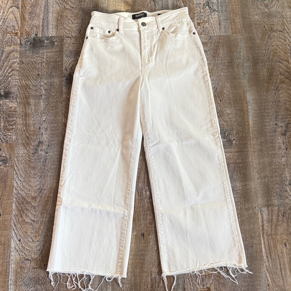 Buffalo | Leigh - Hi Rise Wide Leg Crop Jeans - Picture 5 of 10